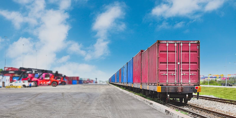 4 Strategies to Reduce  Rail Demurrage Costs